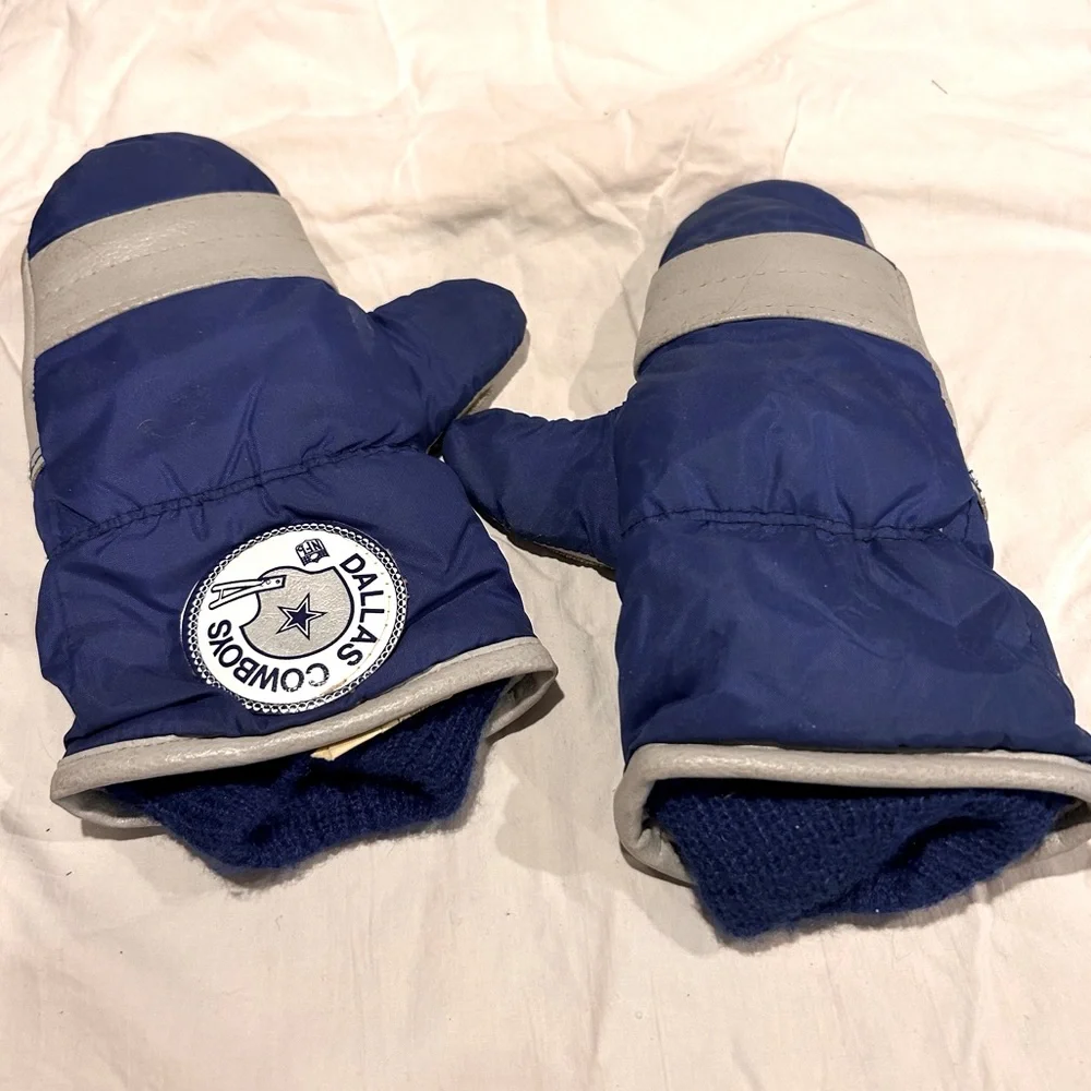 Vintage Dallas Cowboys NFL Football kid’s Mittens Gloves size small